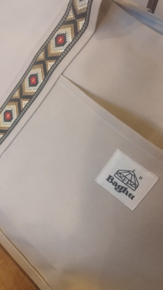 L'ECHAPEE - Sac cabas - Baghu - Sac artisanal belge - ethnique - recyclé - avec tirette principale