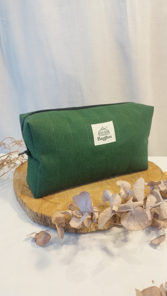 ESCAPADE - trousse de toilette - Taille M - upcyclé - toile de yourte - fait en Belgique - vert d'eau foncé